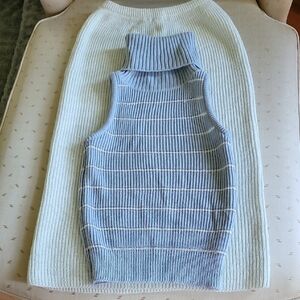 Gitano Blue and White Sleeveless Turtleneck Top
